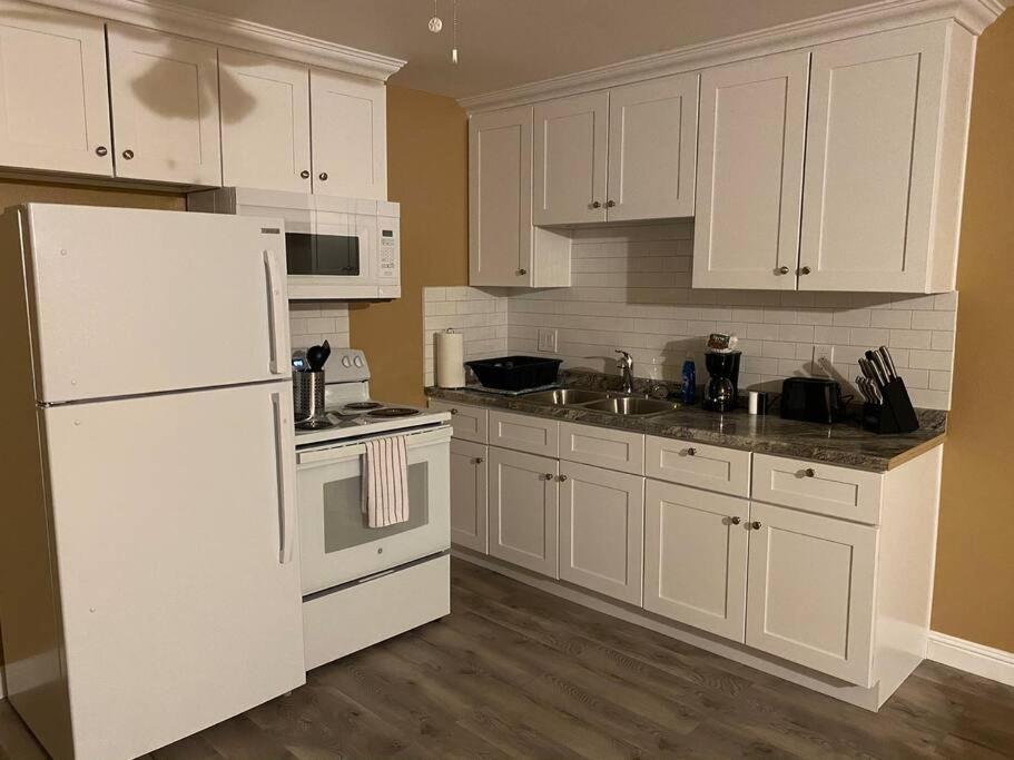 #2 Bedroom Cozy Suite, 1 Min Walk To The Beach # Bullhead City Eksteriør billede